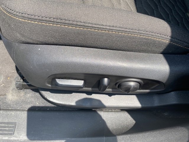 Used 2021 Chevrolet Equinox LT image 18