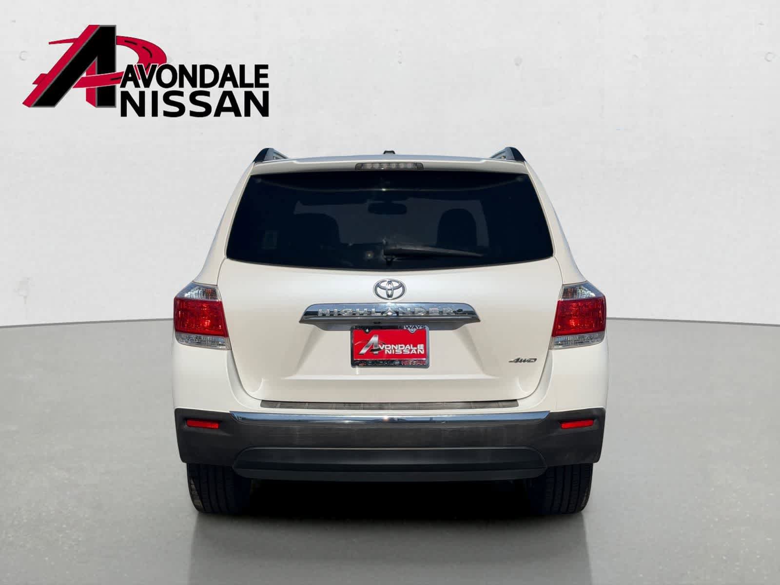 Used 2012 Toyota Highlander Limited w/ Tow Pkg AWD/4WD image 5