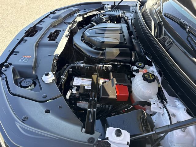 Used 2024 Chevrolet Traverse RS image 48