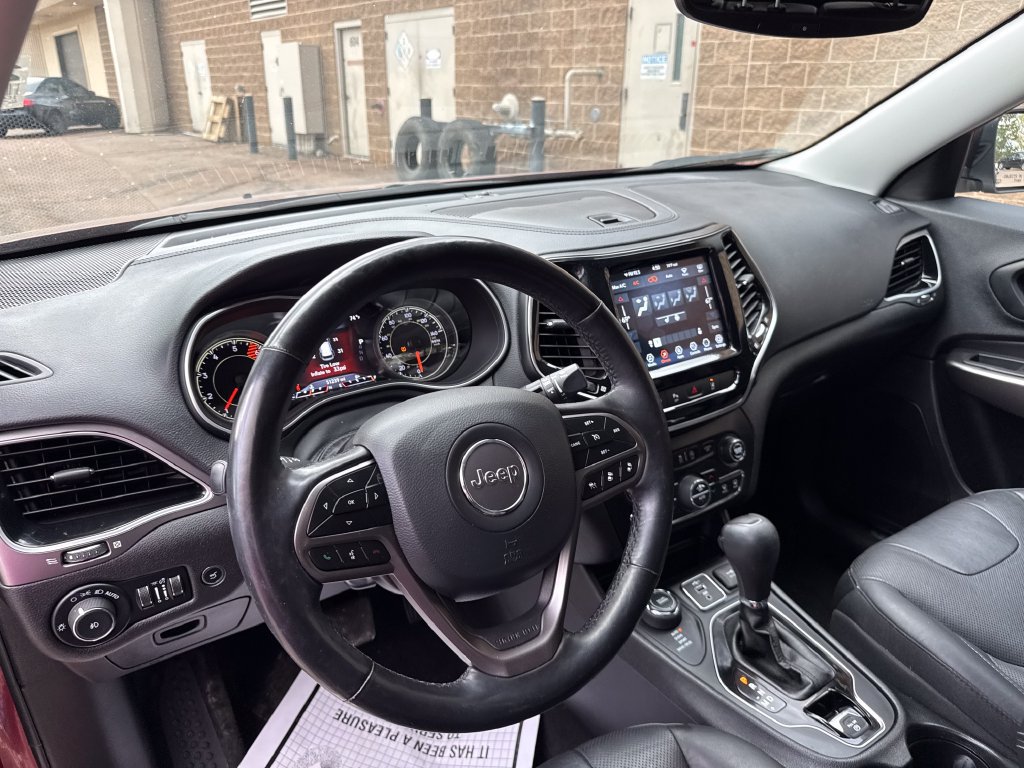 Used 2021 Jeep Cherokee Limited AWD/4WD image 14