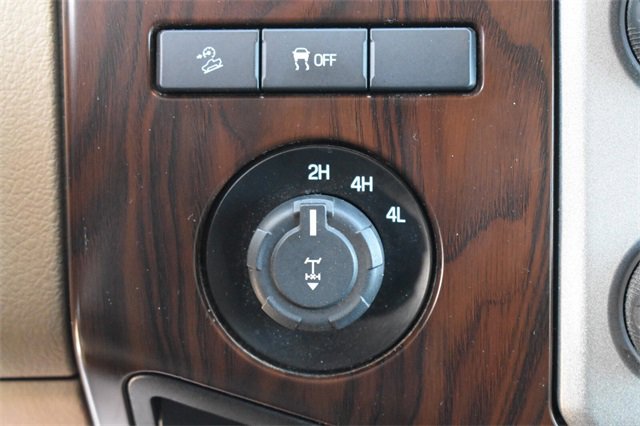 Used 2015 Ford F350 Lariat w/ Chrome Package image 27