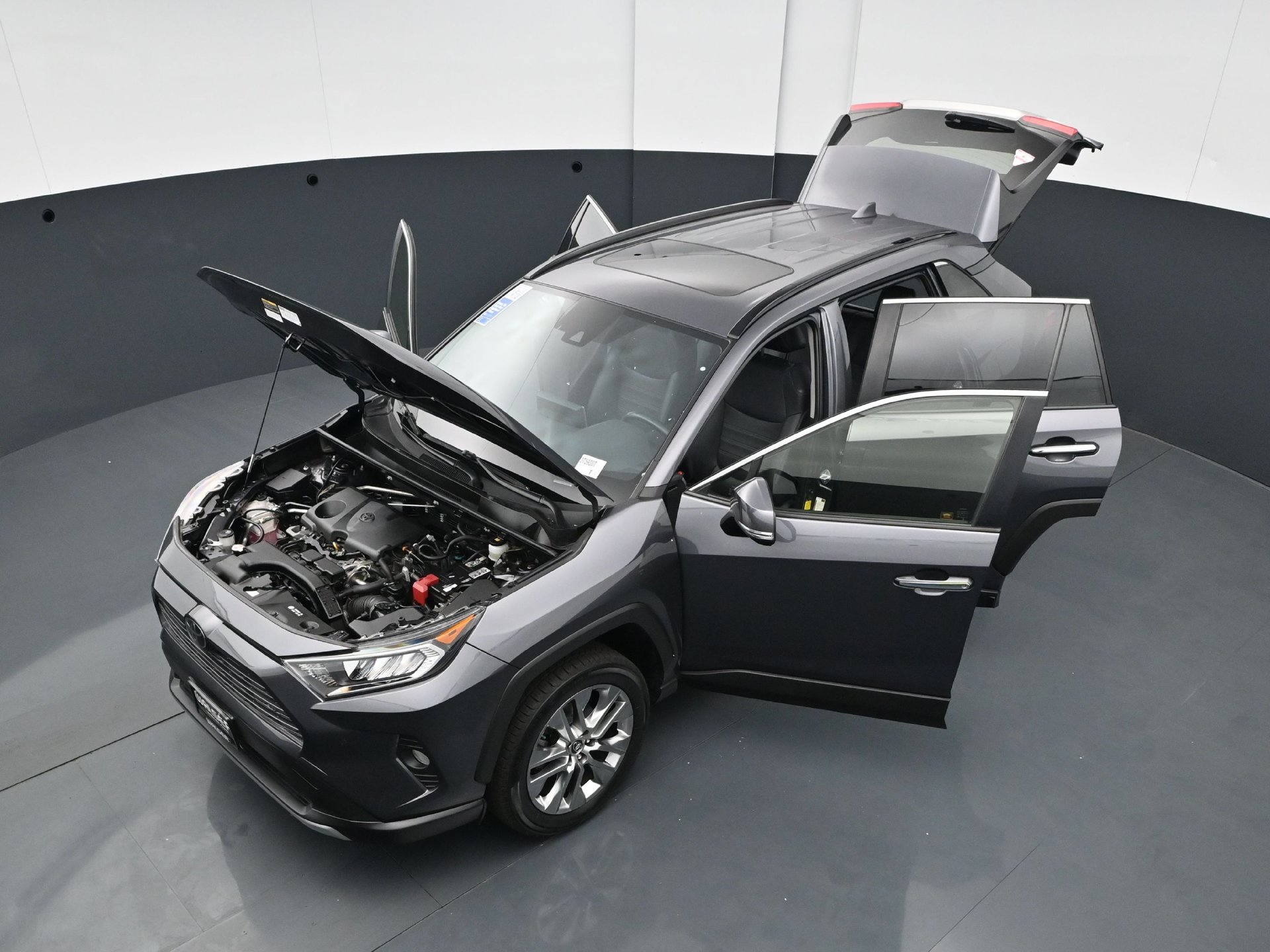 Used 2019 Toyota RAV4 Limited w/ Cold Weather Package AWD/4WD image 40
