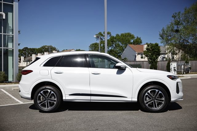 New 2026 Audi Q5 Premium AWD/4WD image 4
