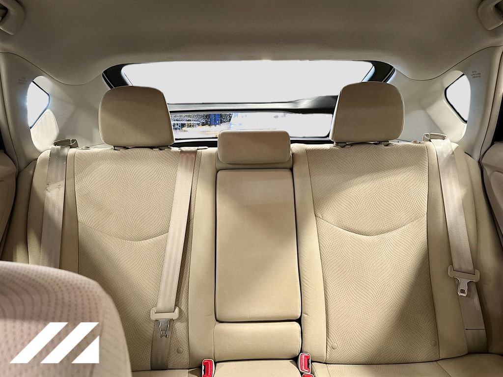 Used 2015 Toyota Prius Three FWD image 28