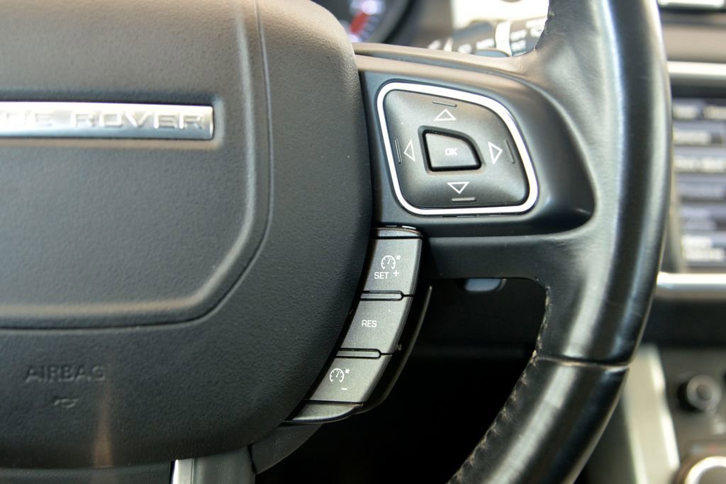 Used 2015 Land Rover Range Rover Evoque Pure image 23