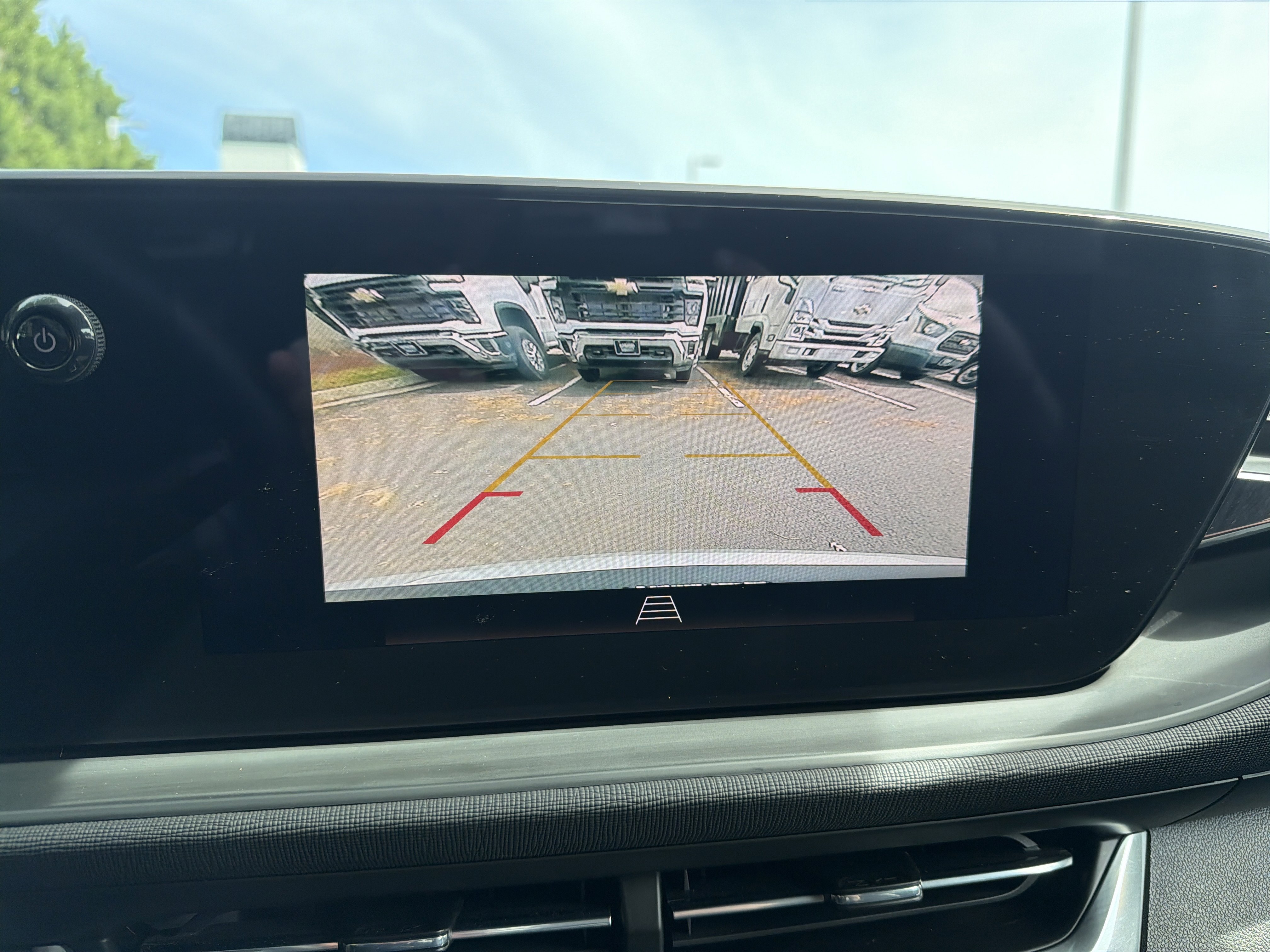 Used 2024 Buick Envista Preferred w/ Convenience I Package image 24