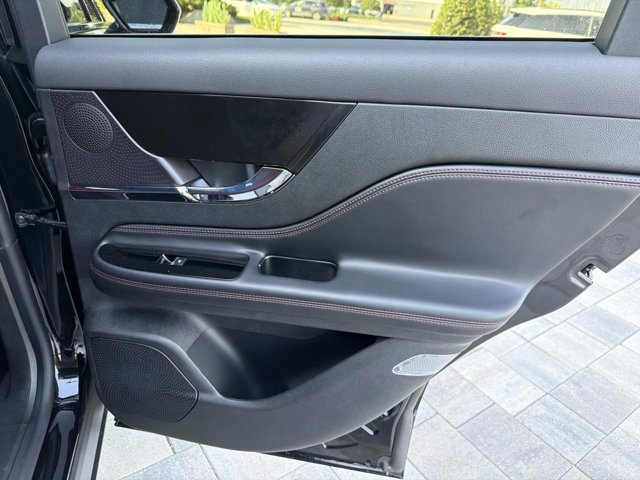 Certified 2024 Lincoln Corsair Reserve AWD/4WD image 23