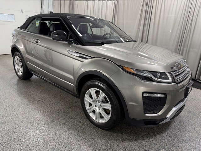 Used 2019 Land Rover Range Rover Evoque SE Dynamic image 8