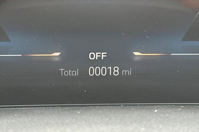 New 2026 BMW X5 xDrive40i w/ M Sport Package AWD/4WD image 25