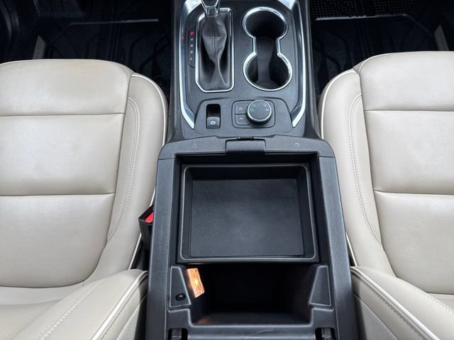 Used 2023 Chevrolet Traverse Premier w/ LPO, Floor Liner Package AWD/4WD image 36