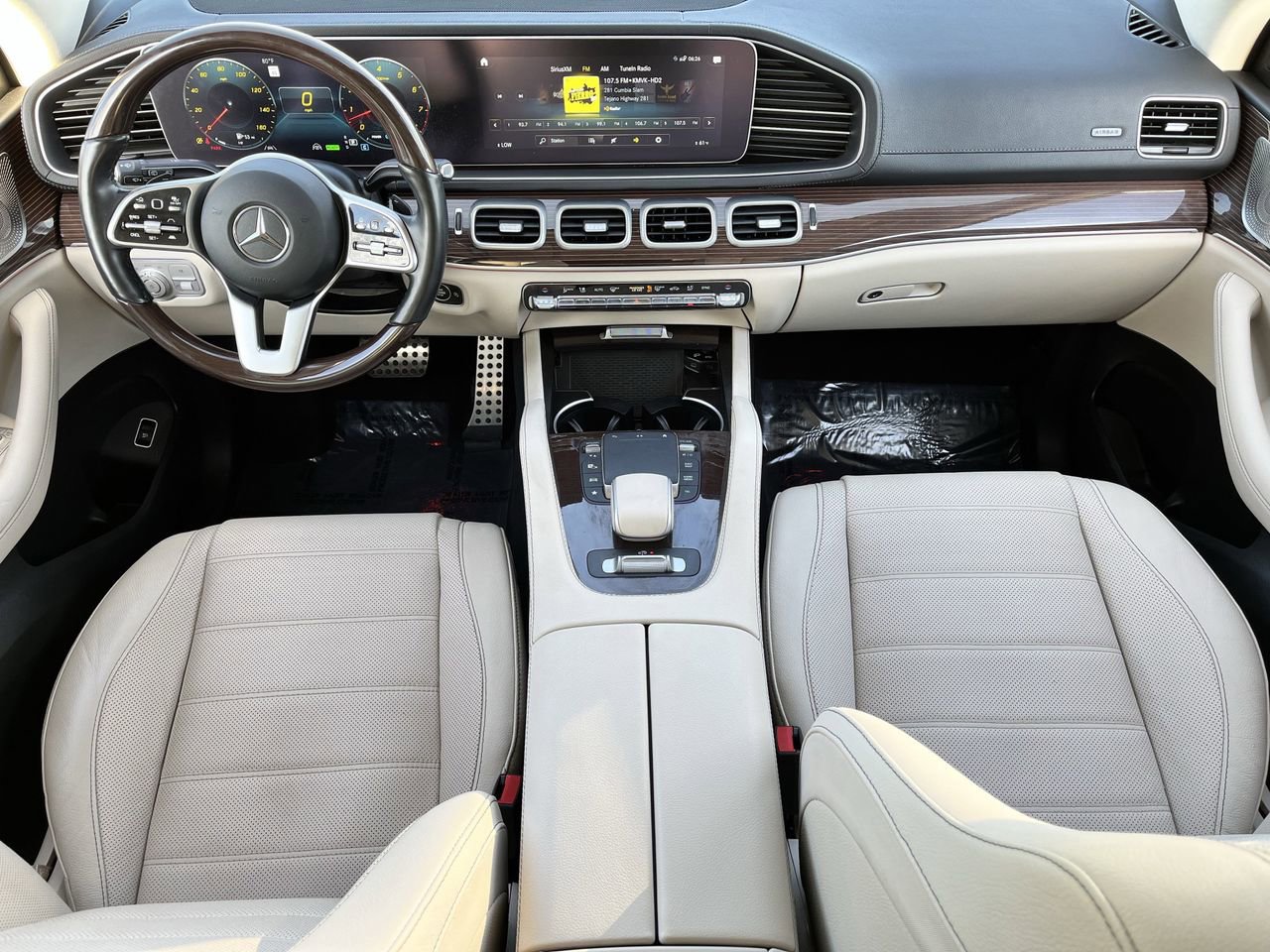 Used 2023 Mercedes-Benz GLS 580 4MATIC image 9