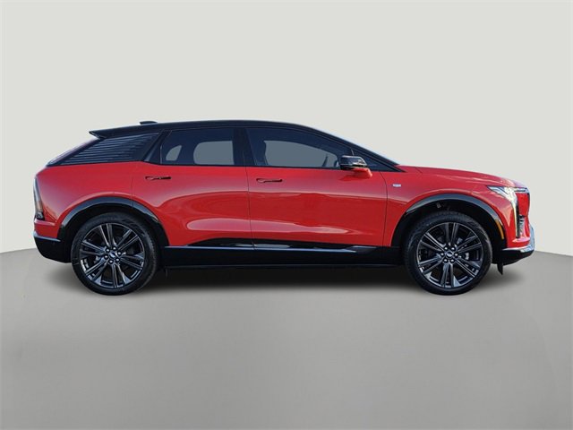 New 2026 Cadillac Optiq Sport 2 image 7