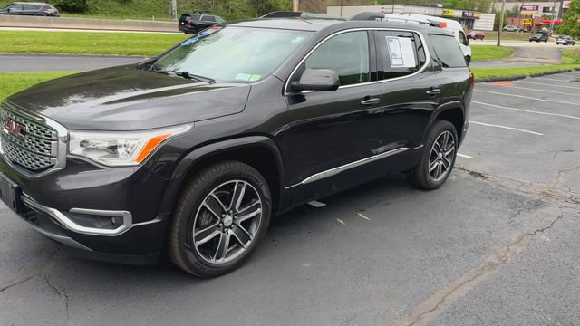 Used 2018 GMC Acadia Denali w/ Technology Package AWD/4WD image 4
