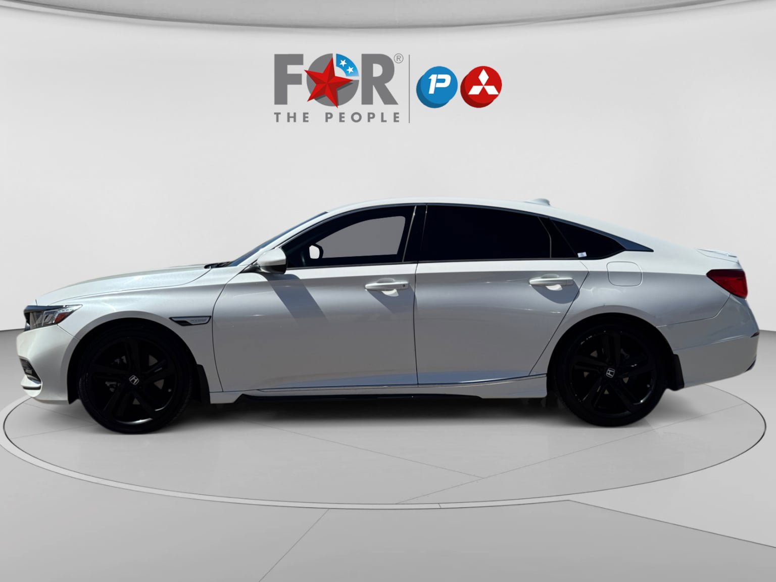 Used 2020 Honda Accord Sport image 2