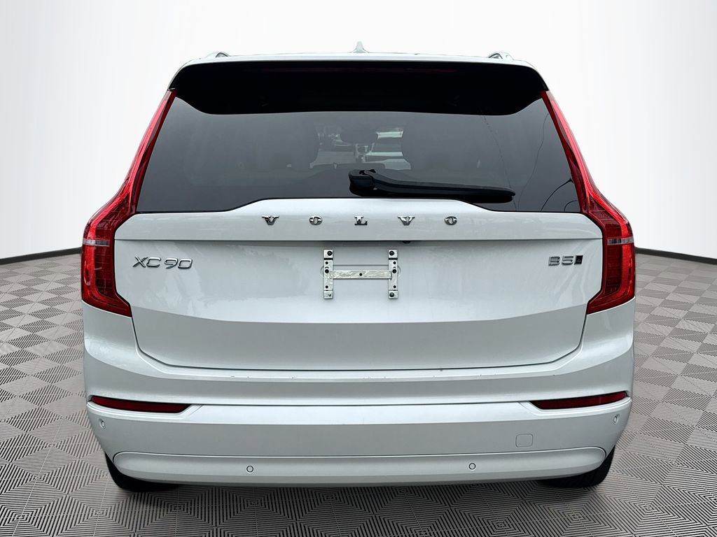 Used 2023 Volvo XC90 B5 Core w/ Protection Package image 7