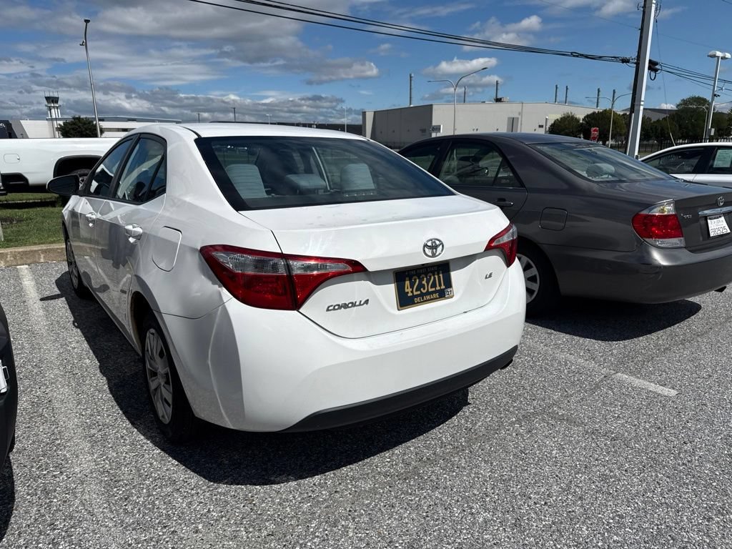 Used 2016 Toyota Corolla LE FWD image 6