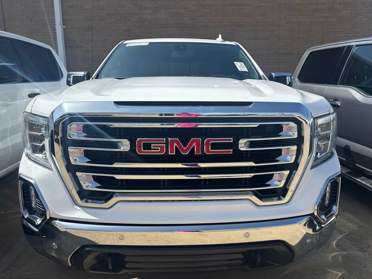 Used 2020 GMC Sierra 1500 SLT w/ SLT Premium Plus Package AWD/4WD image 2