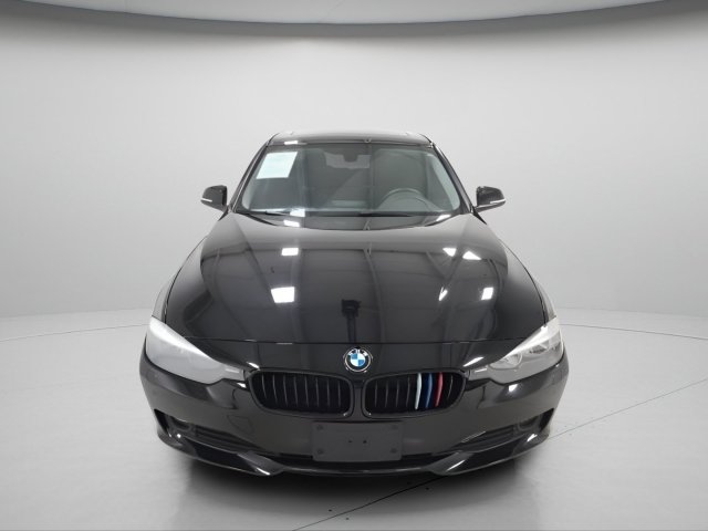Used 2015 BMW 320i xDrive Sedan AWD/4WD image 2