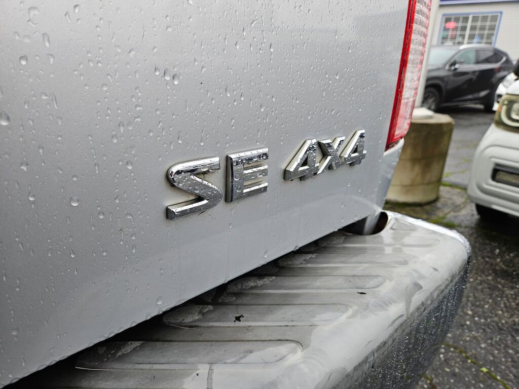 Used 2008 Nissan Frontier SE w/ SE Value Truck Pkg image 9