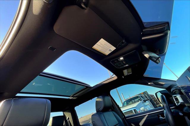 Used 2024 Toyota Tundra Platinum image 25