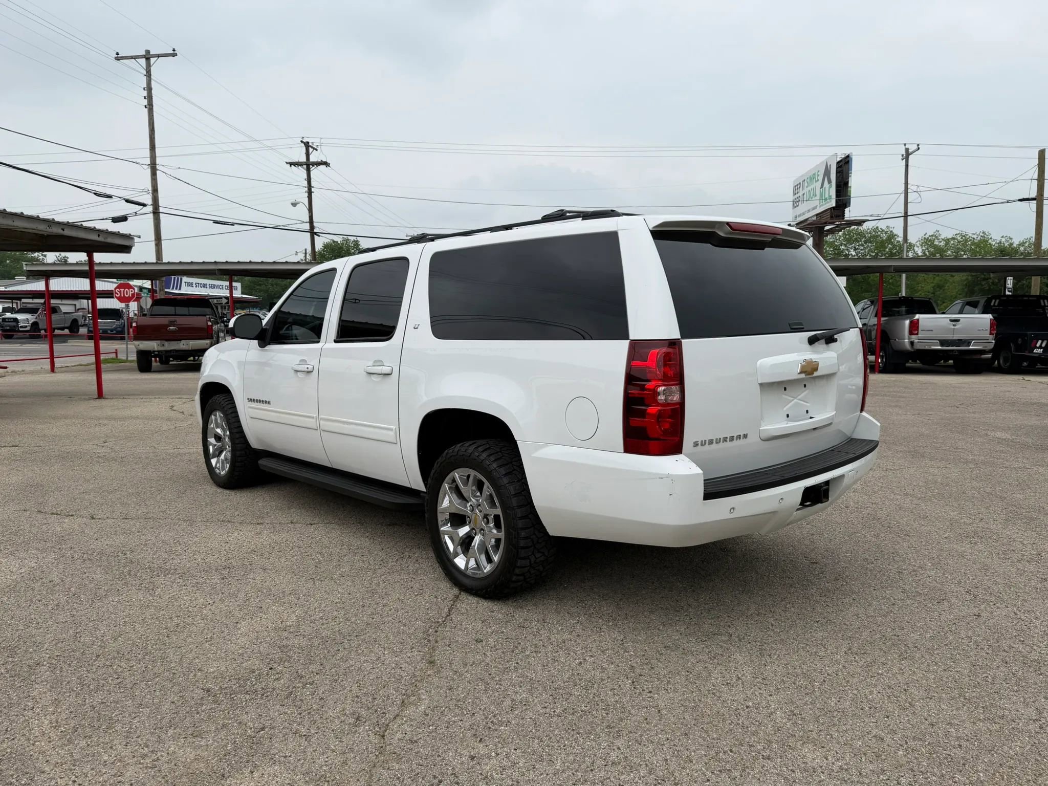 Used 2013 Chevrolet Suburban LT AWD/4WD image 3