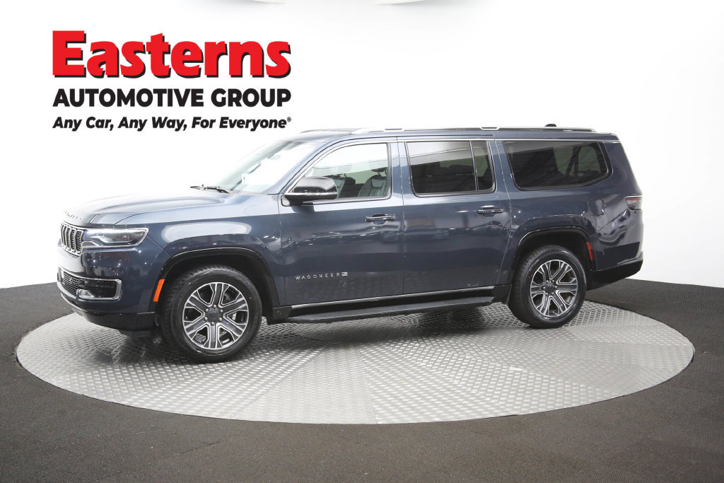 Used 2024 Jeep Wagoneer L Series II w/ Flexible Seating Group RWD image 65