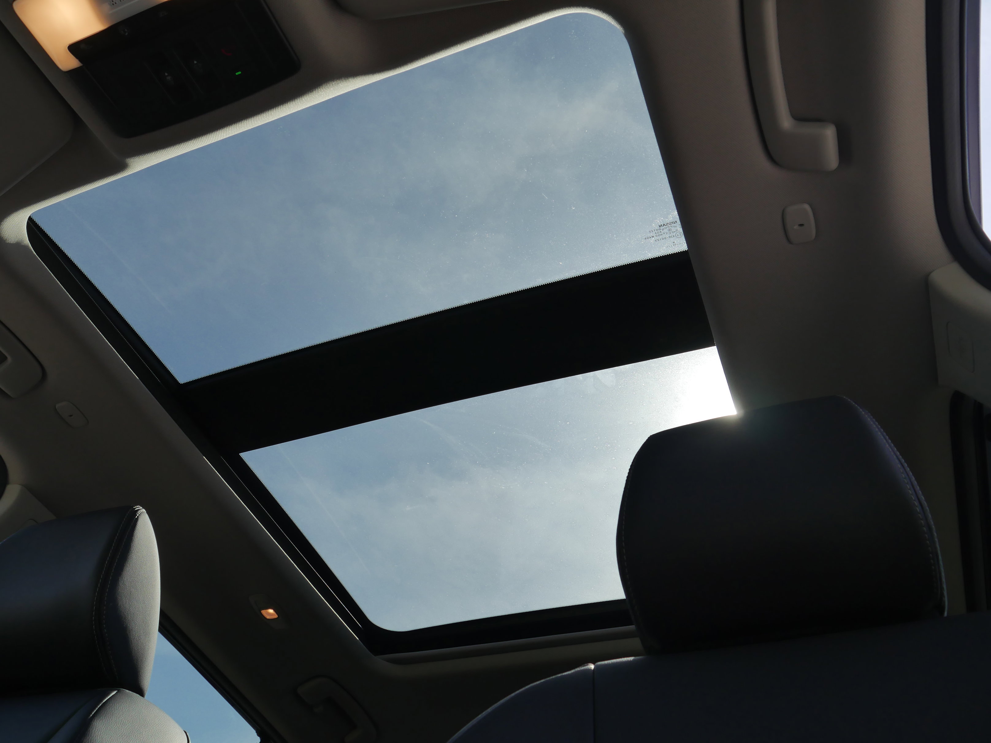 Certified 2023 Nissan Rogue SL w/ SL Premium Package image 5