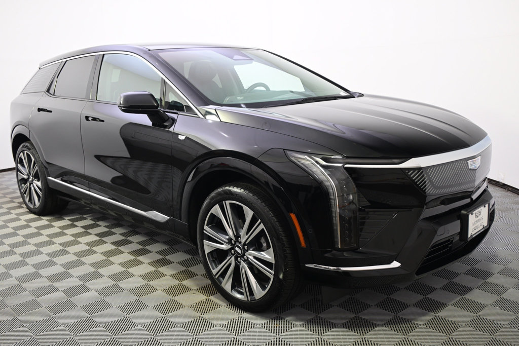 New 2026 Cadillac Optiq Luxury 2 w/ LPO, Floor Liner Package AWD/4WD image 8