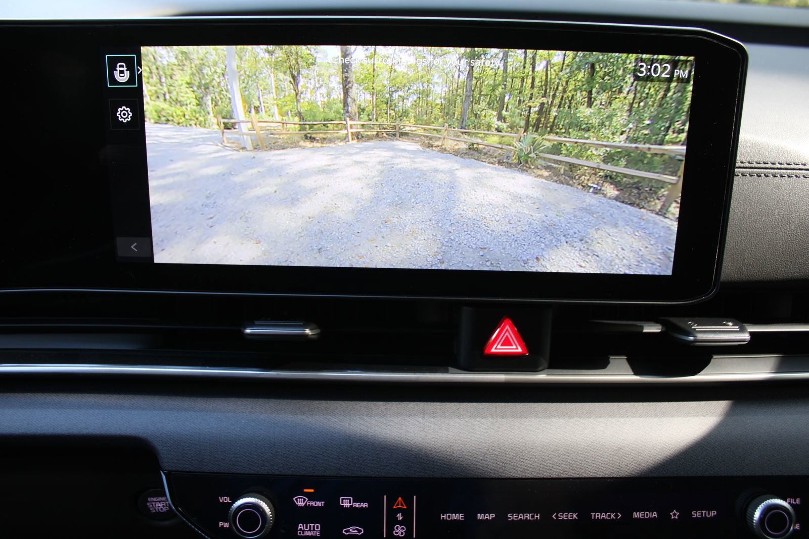 New 2026 Kia Carnival EX image 57