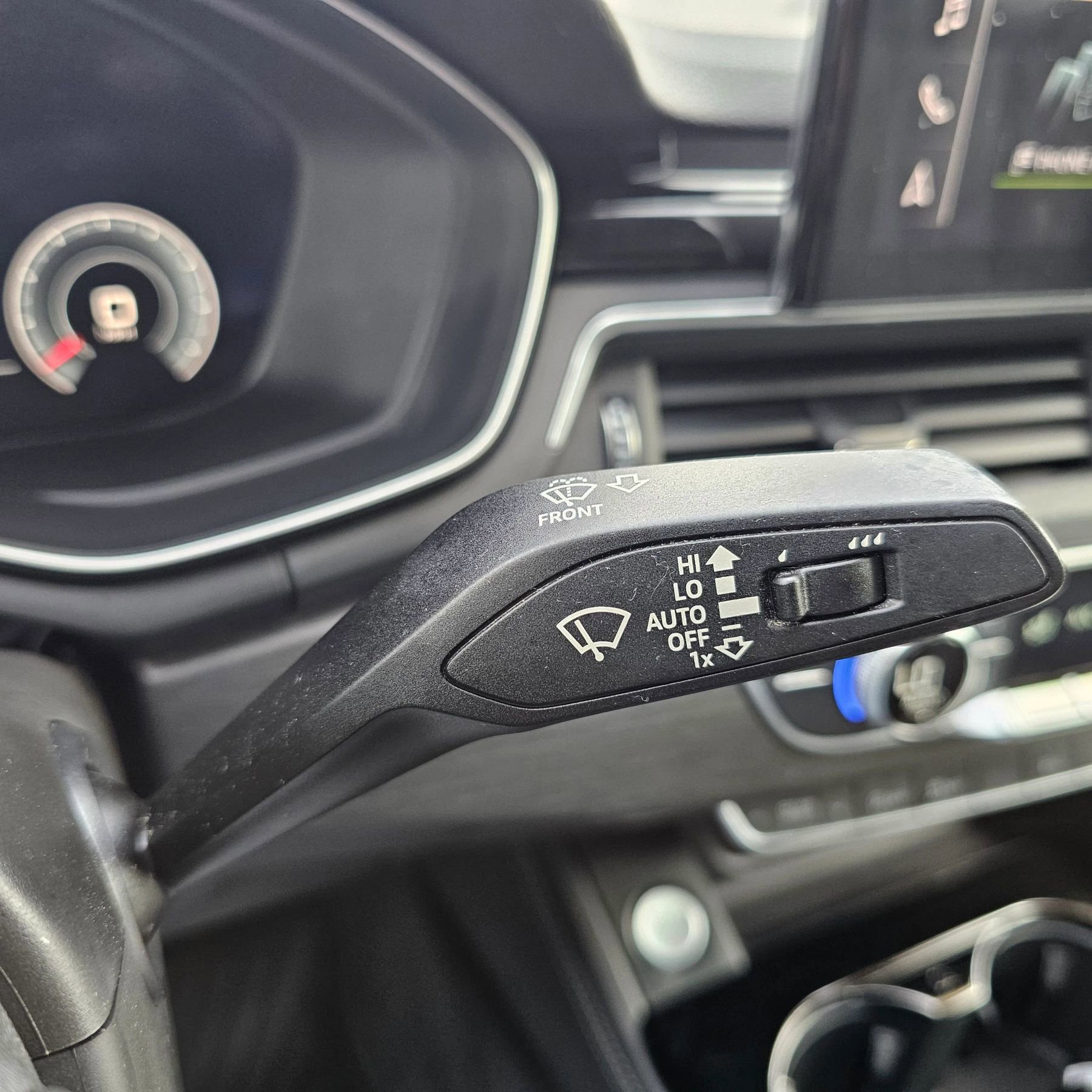 Used 2020 Audi A4 2.0T Premium Plus w/ Premium Plus Package image 25