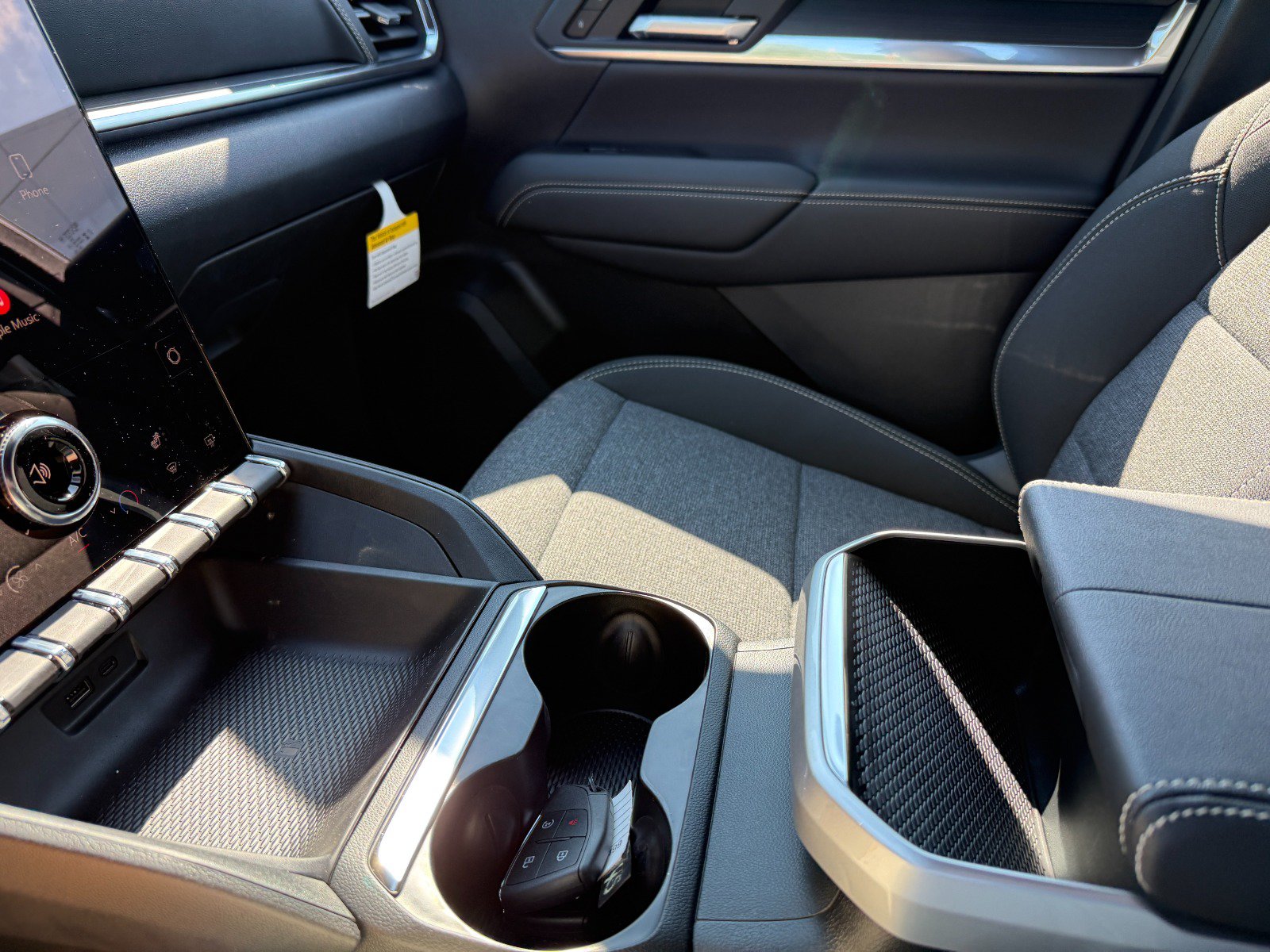 New 2027 GMC Terrain Elevation AWD/4WD image 29