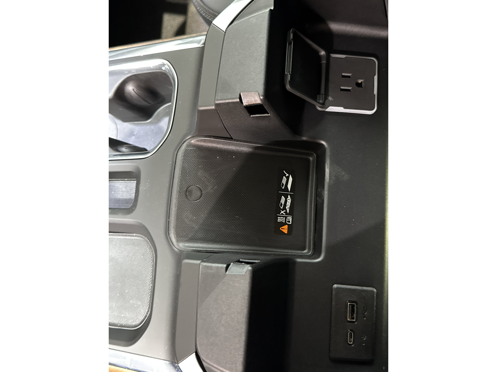 New 2026 Chevrolet Silverado 1500 High Country w/ Technology Package AWD/4WD image 37