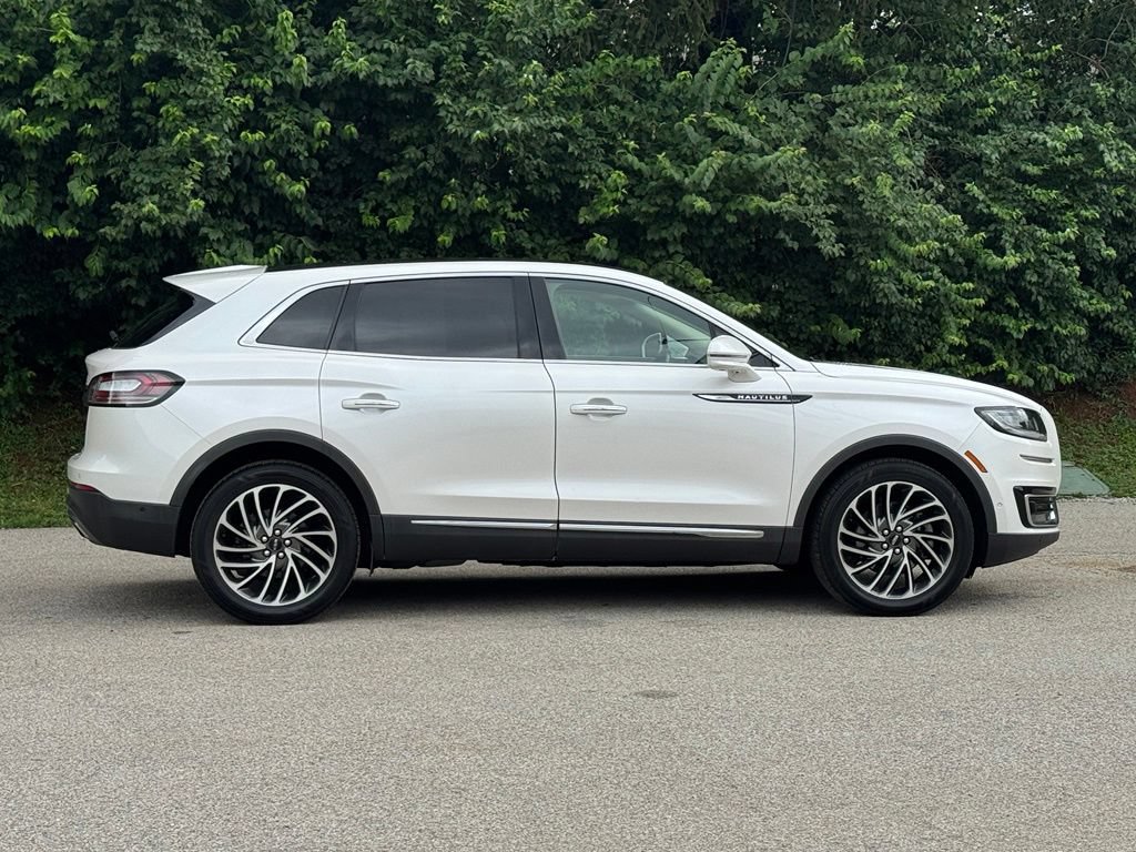 Used 2019 Lincoln Nautilus Reserve AWD/4WD image 4