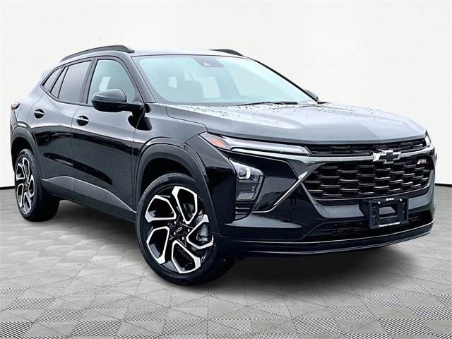 Used 2025 Chevrolet Trax RS w/ Driver Confidence Package