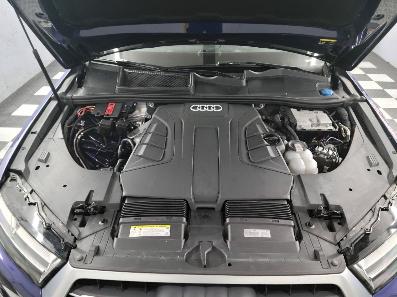 Used 2019 Audi Q7 3.0T Premium Plus w/ Premium Plus Package AWD/4WD image 35