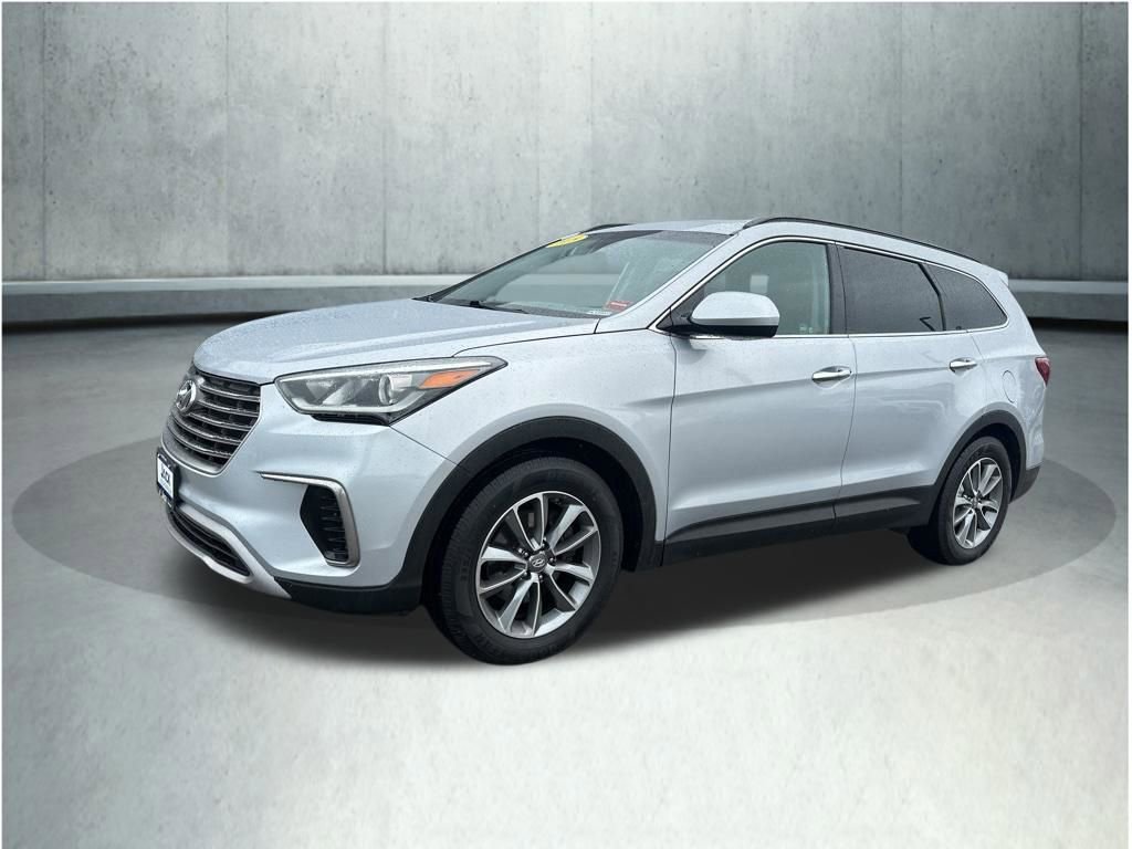 Used 2018 Hyundai Santa Fe SE image 1