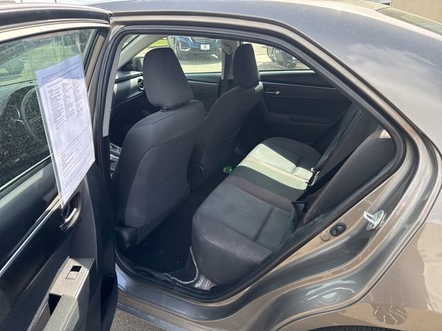 Used 2018 Toyota Corolla LE FWD image 10