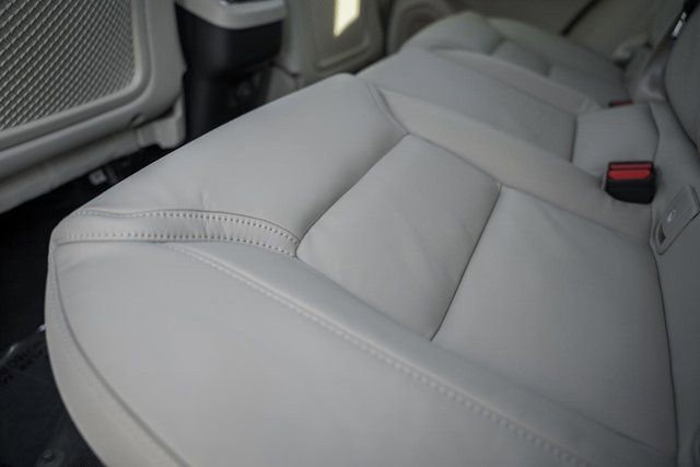 New 2026 Volvo XC60 B5 Ultra w/ Protection Package Premier image 33