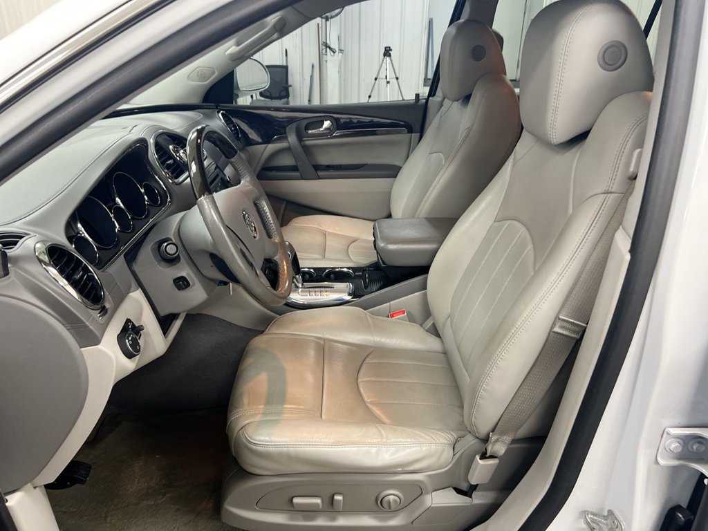 Used 2017 Buick Enclave Premium AWD/4WD image 20