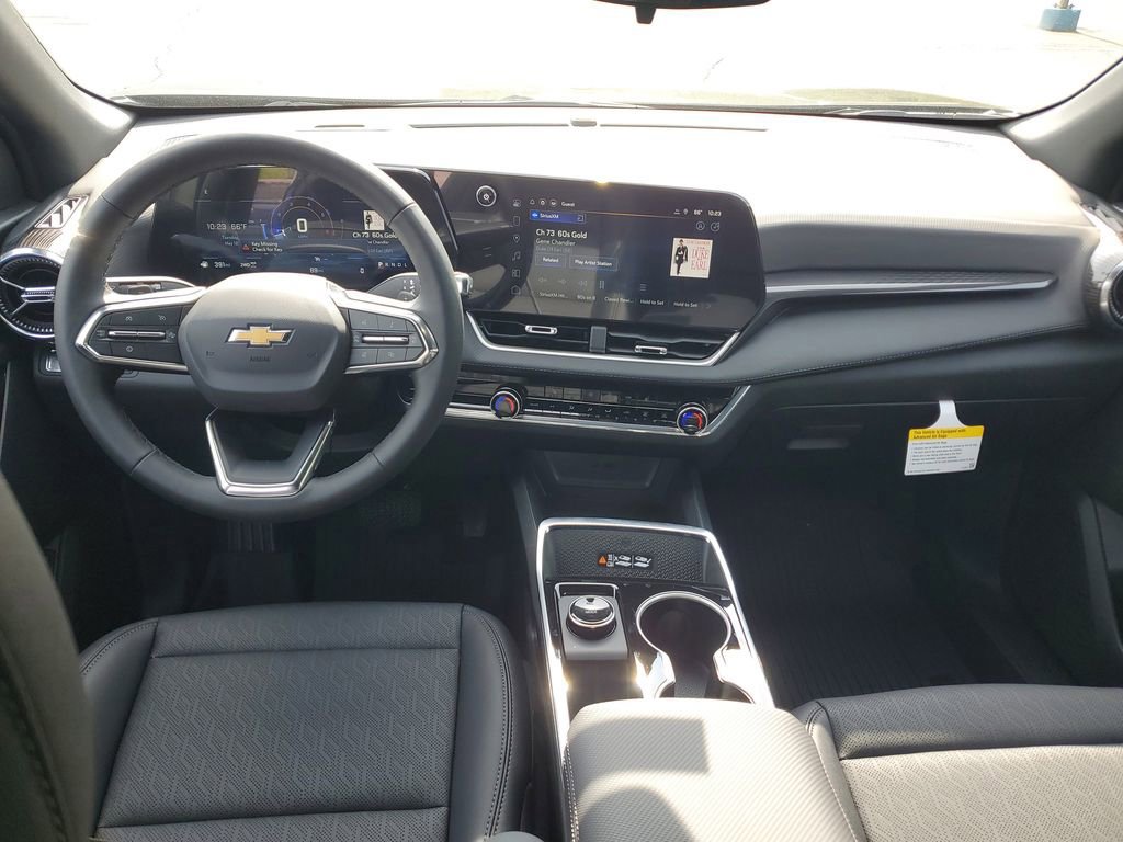 New 2026 Chevrolet Equinox LT w/ Convenience Package II AWD/4WD image 9