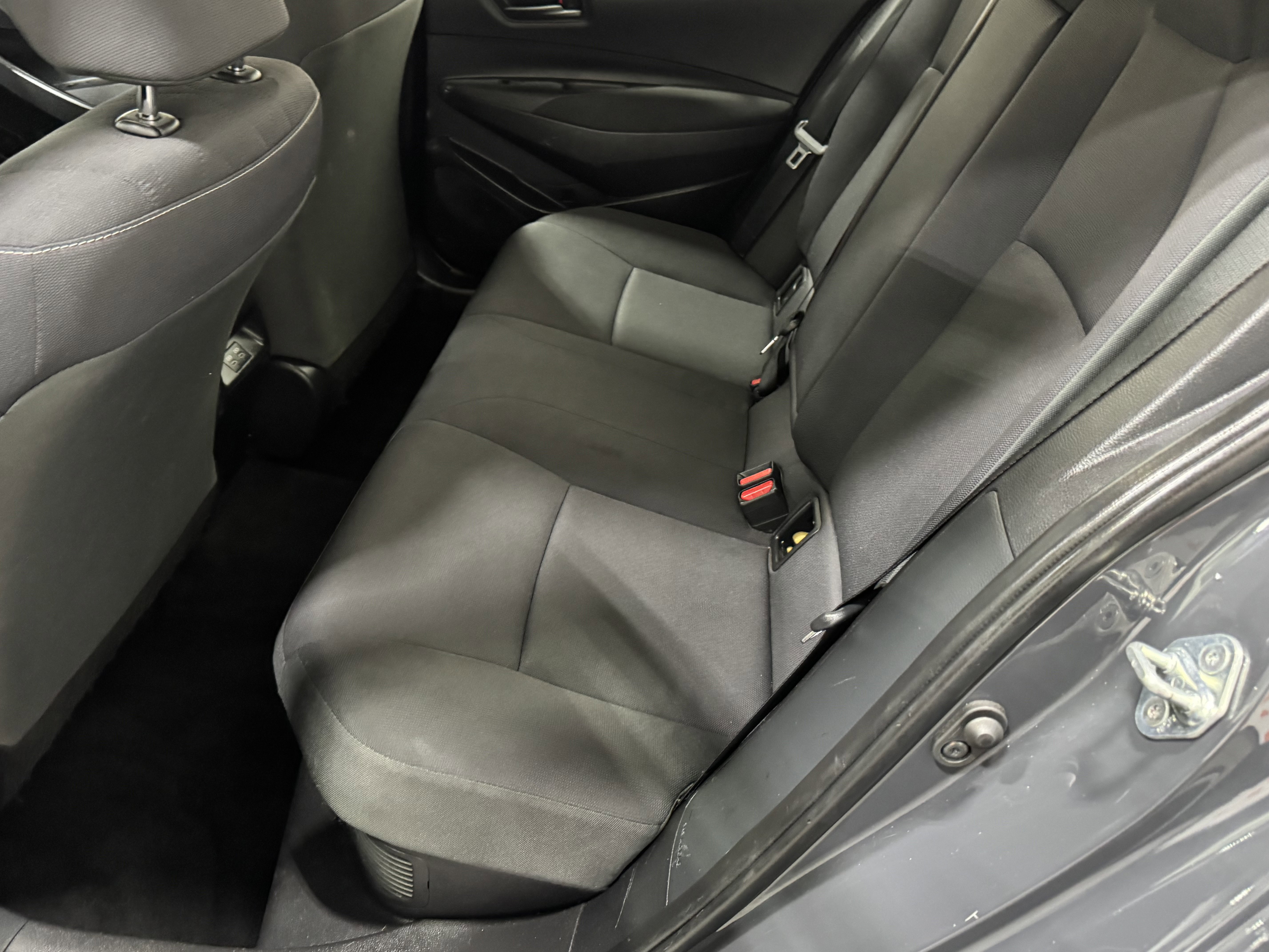 Used 2023 Toyota Corolla LE image 15