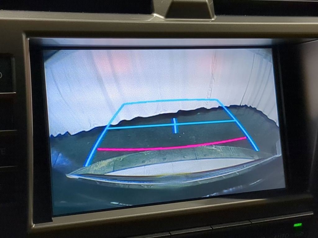 Used 2016 Lexus GX 460 w/ Premium Package image 35