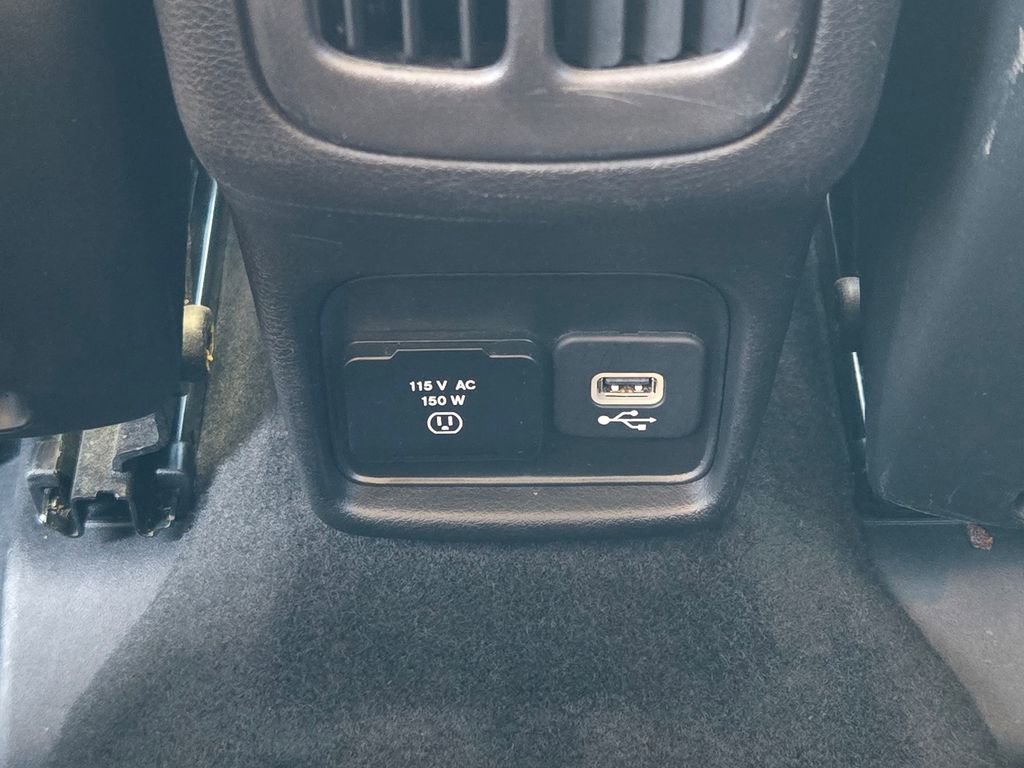 Used 2019 Jeep Compass Latitude AWD/4WD image 26