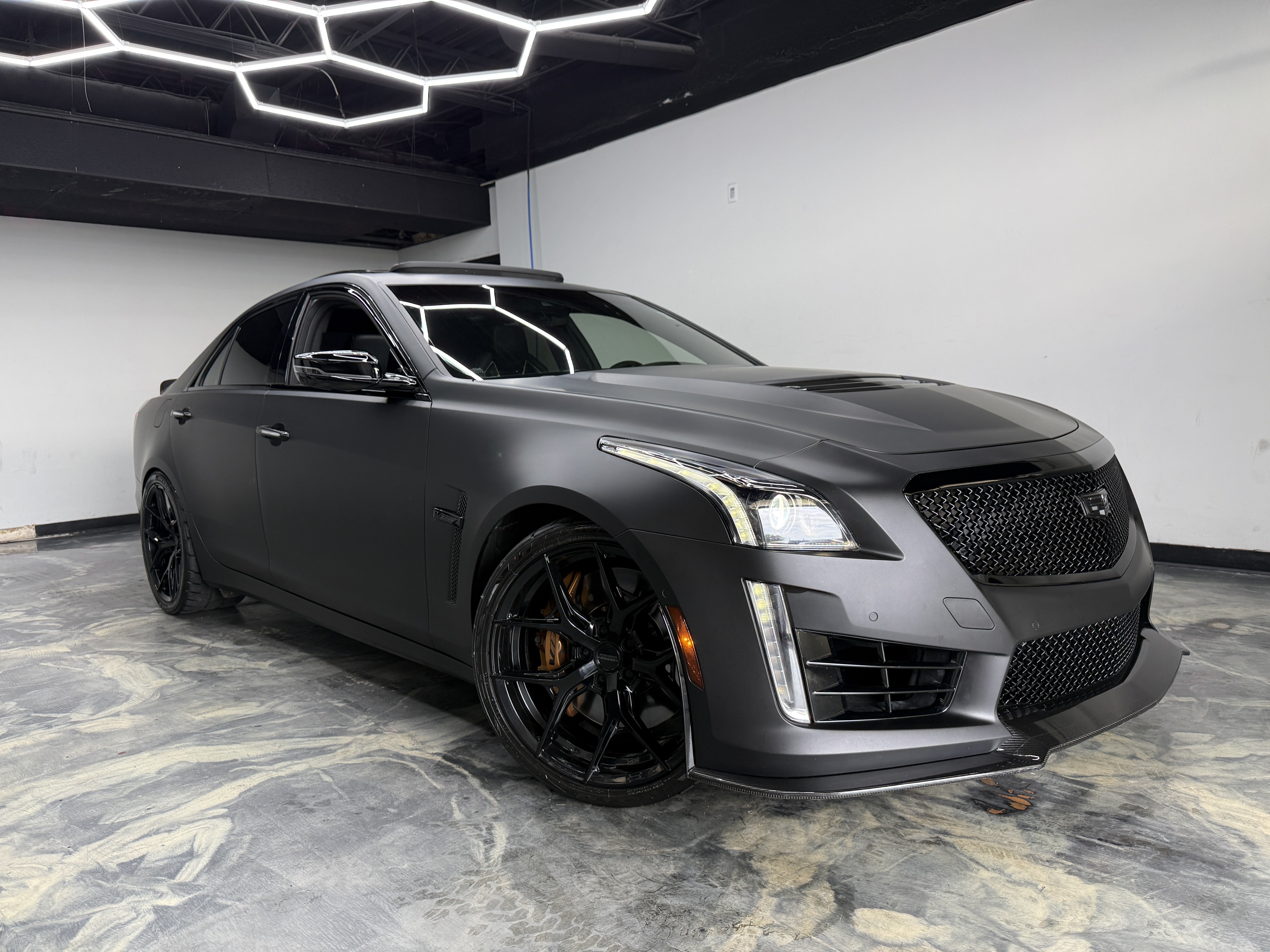 Used 2017 Cadillac CTS V w/ Carbon Fiber Package RWD image 6