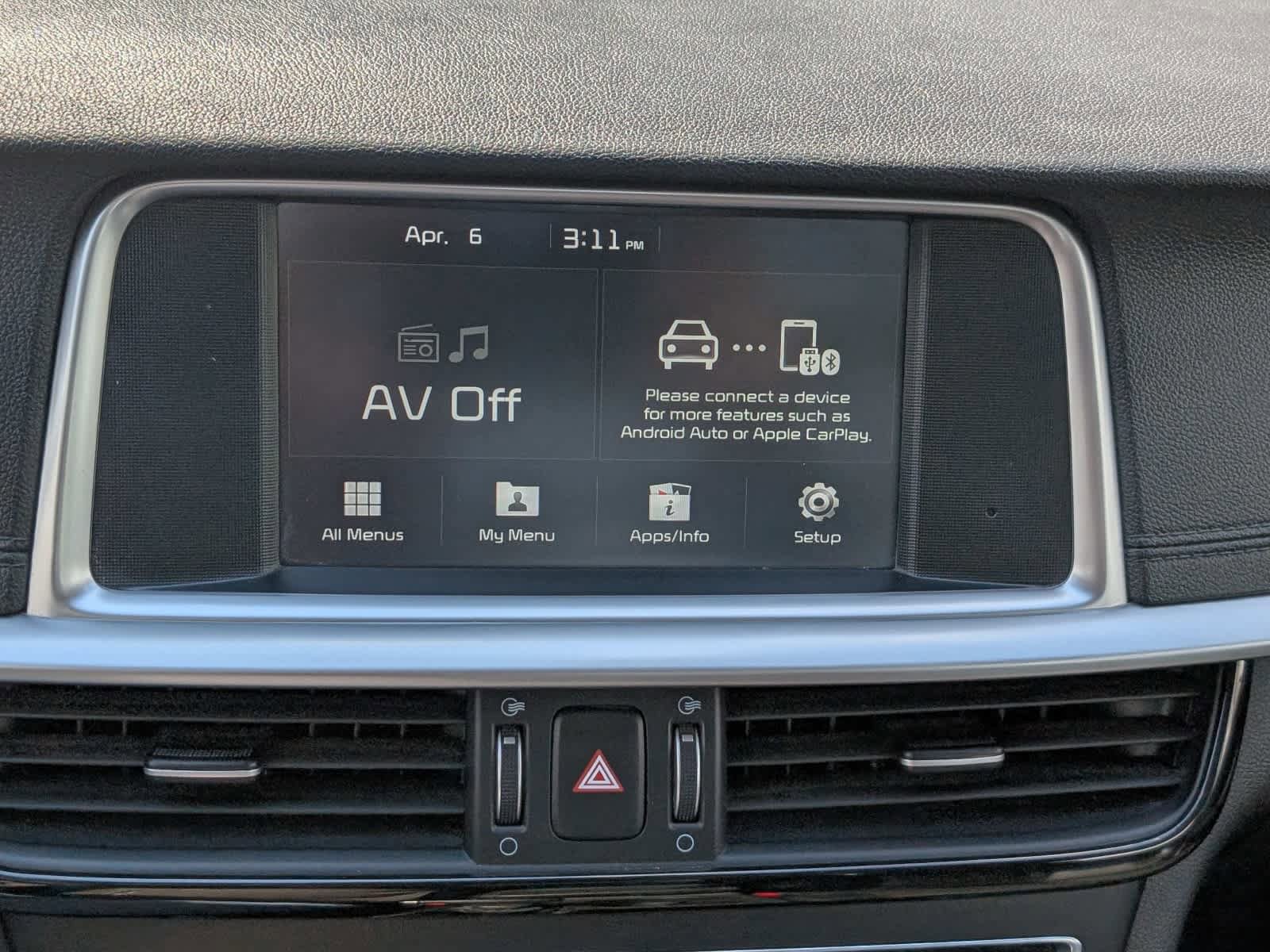 Used 2020 Kia Optima SE FWD image 25