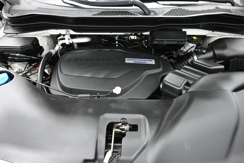 Used 2017 Honda Pilot Touring image 50