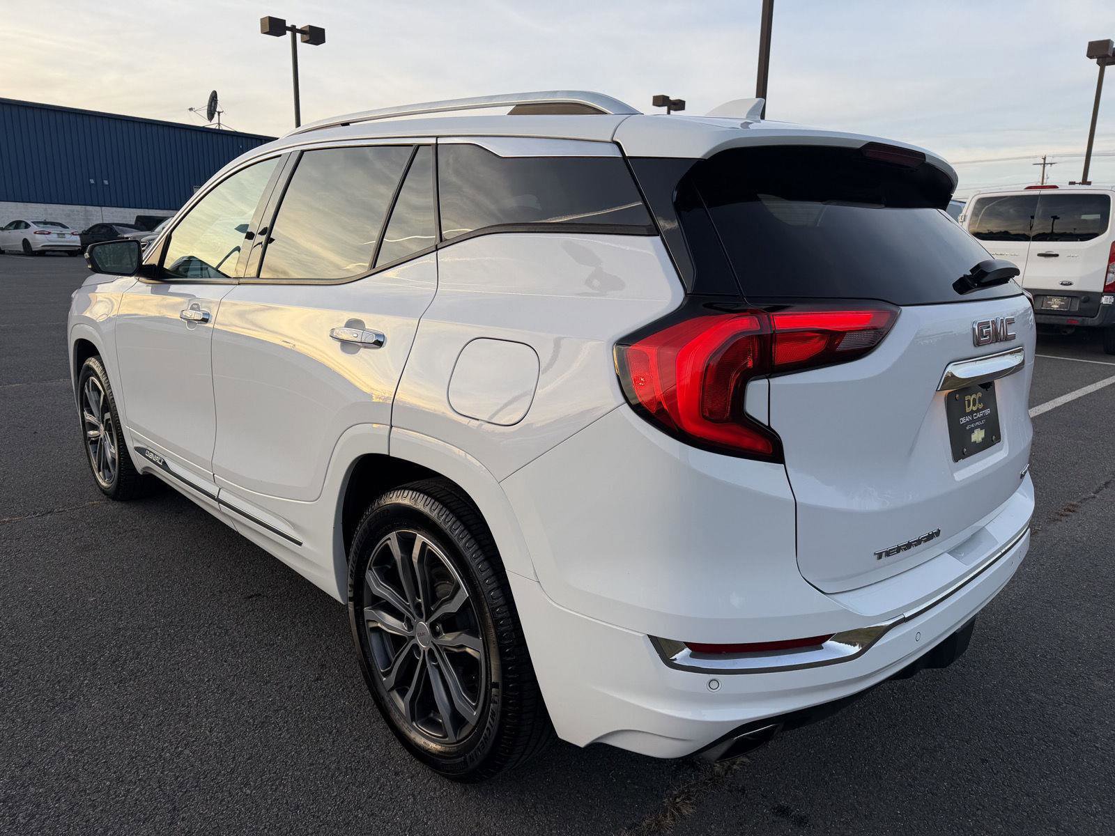 Used 2018 GMC Terrain Denali w/ Advanced Safety Package image 4