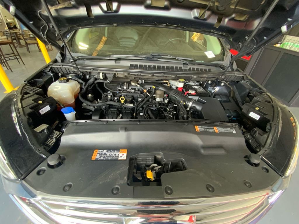 Used 2019 Ford Edge SEL w/ Equipment Group 201A image 13