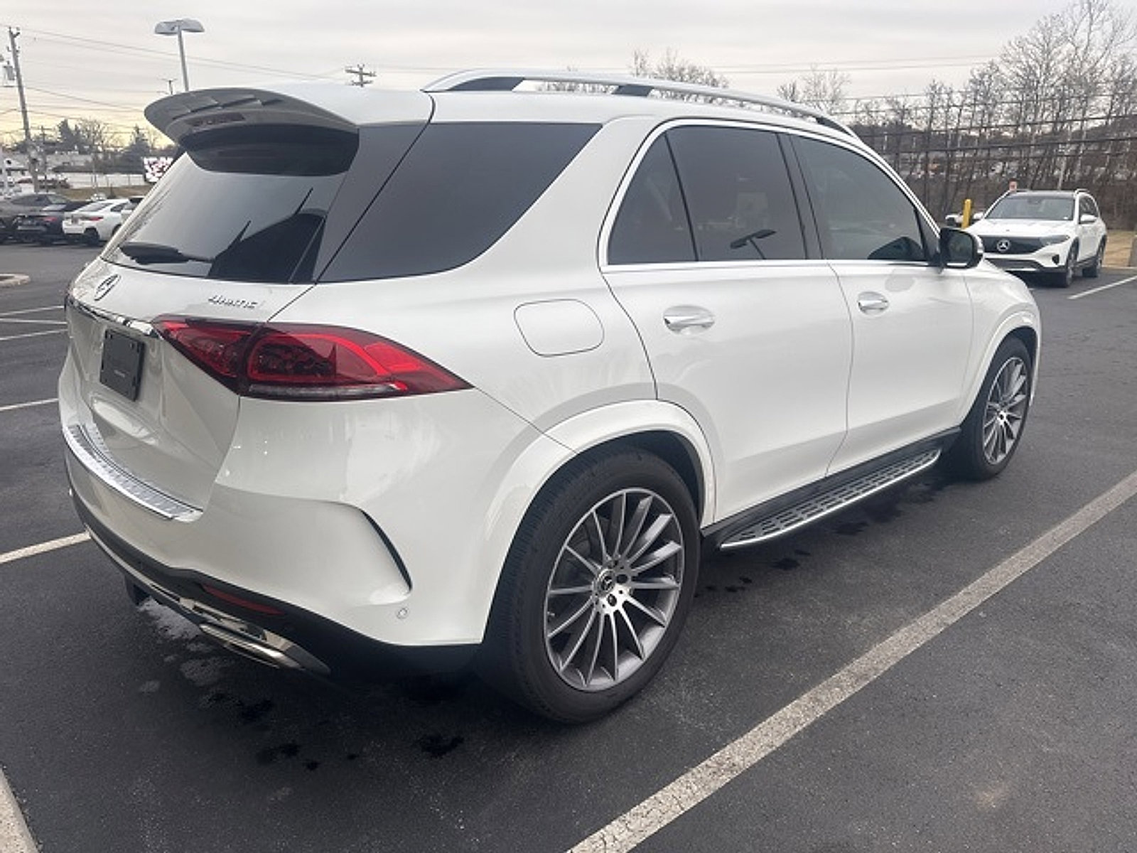 Certified 2022 Mercedes-Benz GLE 450 4MATIC image 3