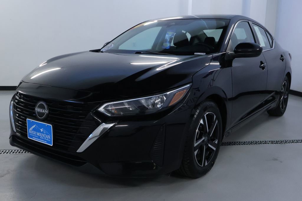 Used 2024 Nissan Sentra SV image 3